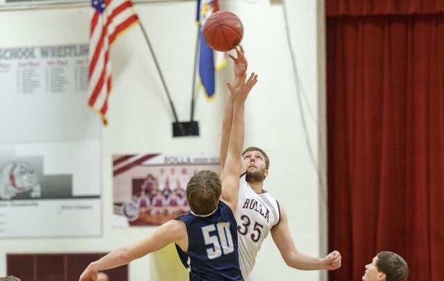 Bulldogs blow out Salem to reach a fourth straight district title game