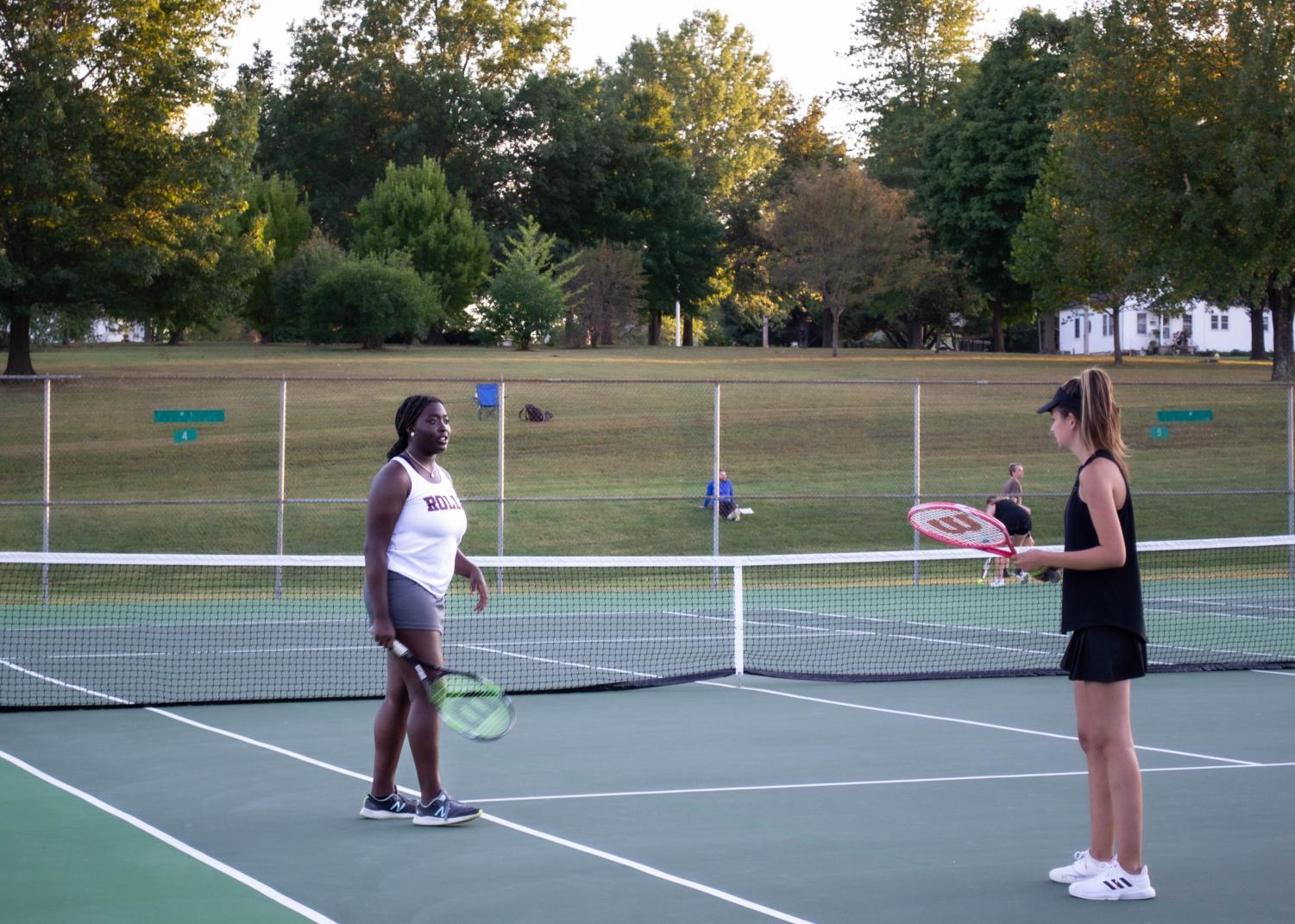 Girls+tennis+team+wins+on+senior+night