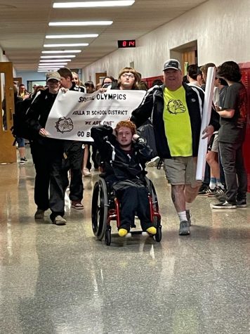 Student body rallies support for Special Olympics