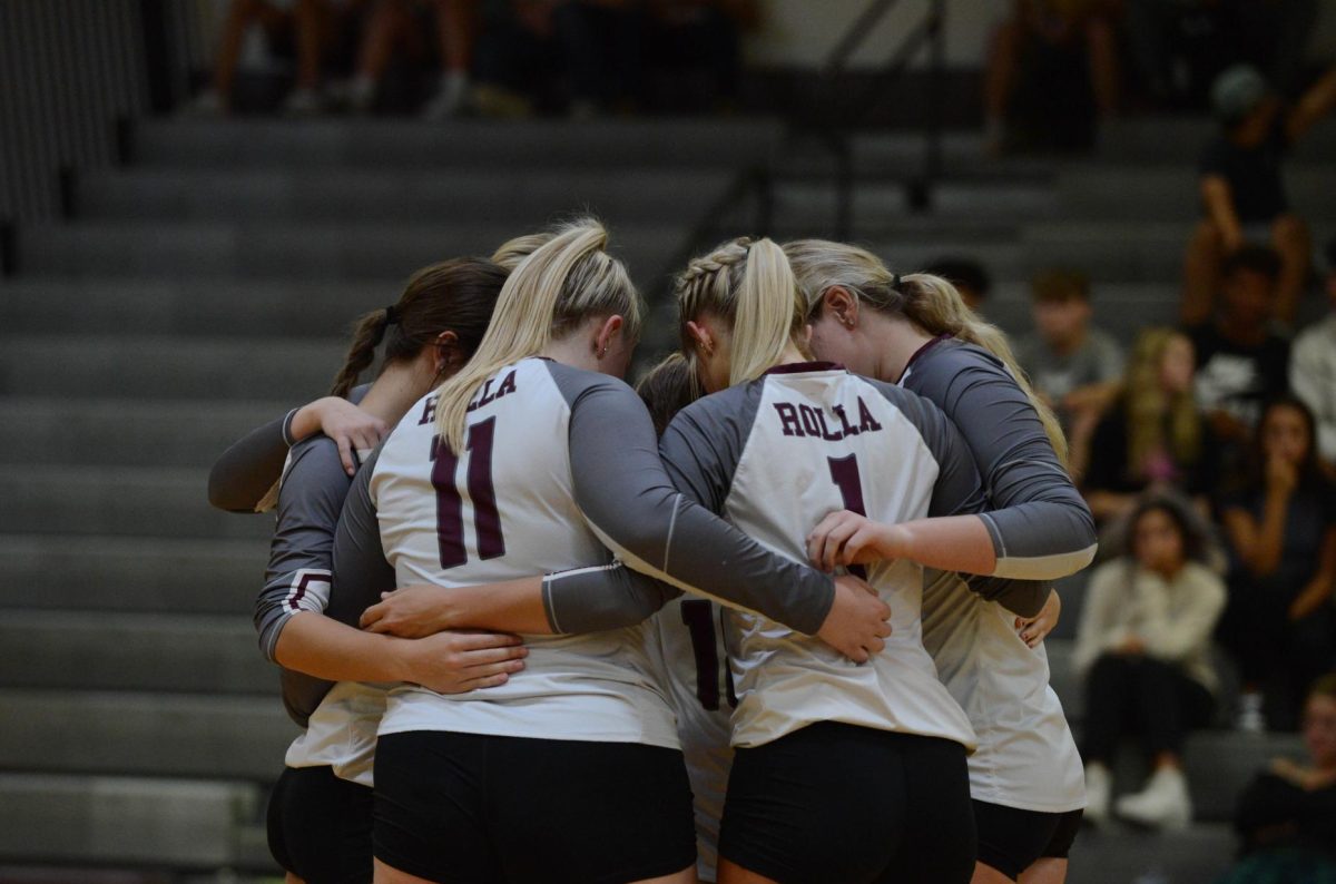 Volleyball: Rolla v. Kickapoo Photo Gallery