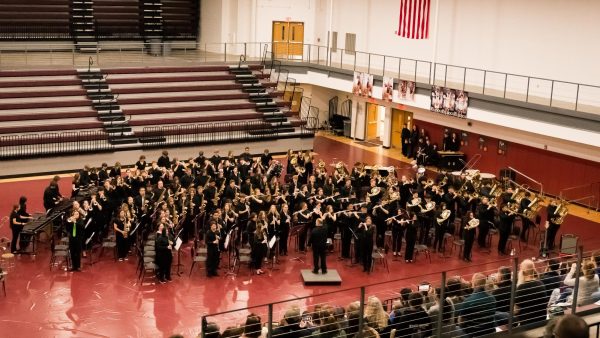 Band performs spring showcase, welcomes community to new spaces