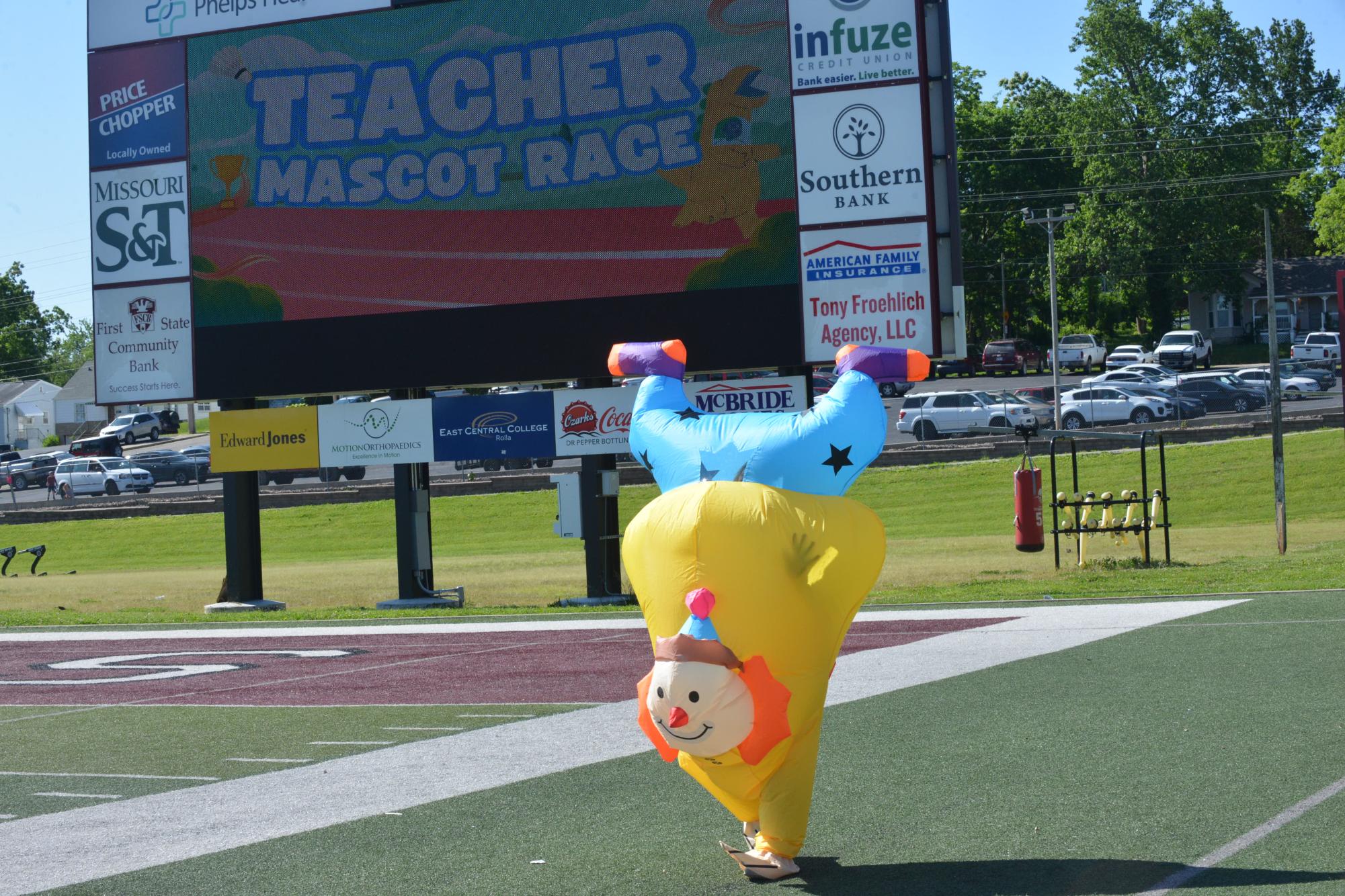 Last Day of School Assembly: Photo Gallery