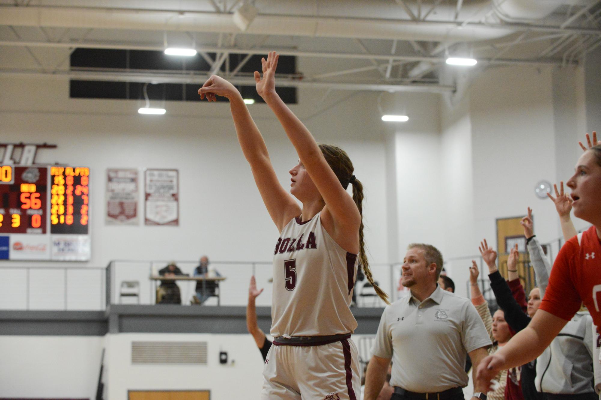 Girls basketball: Rolla v. Nixa photo gallery