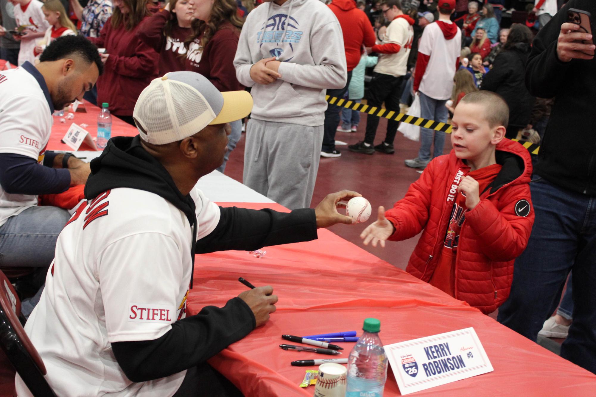 Cardinals Caravan comes to Rolla